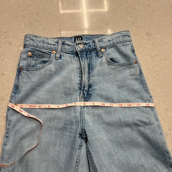 Gap Mom Jeans Size 26 - Picture 6 of 6